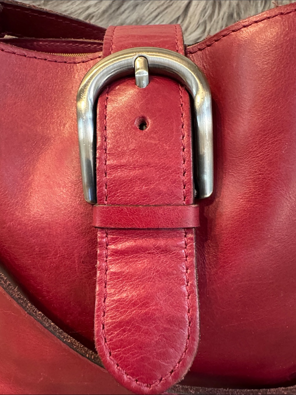 Patricia Nash Red Leather Crossbody Bag with Buckle Strap - Picture 12 of 13